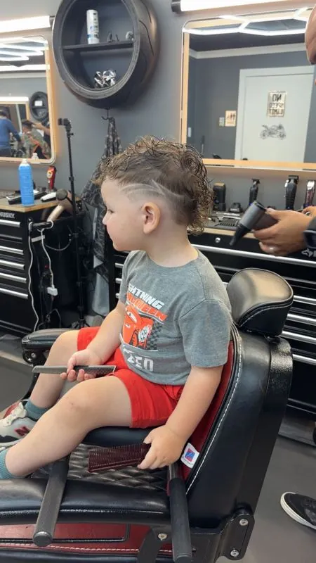 Corte de niño en Barbería N3F1, Frederick MD