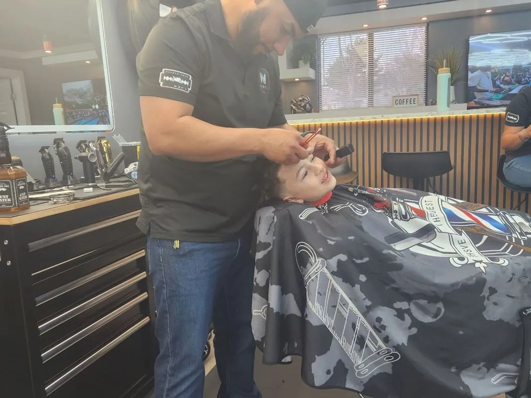 Trabajo de detalle de barbería en N3F1