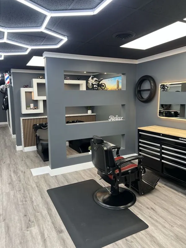 Estación de barbero en N3F1 Frederick MD