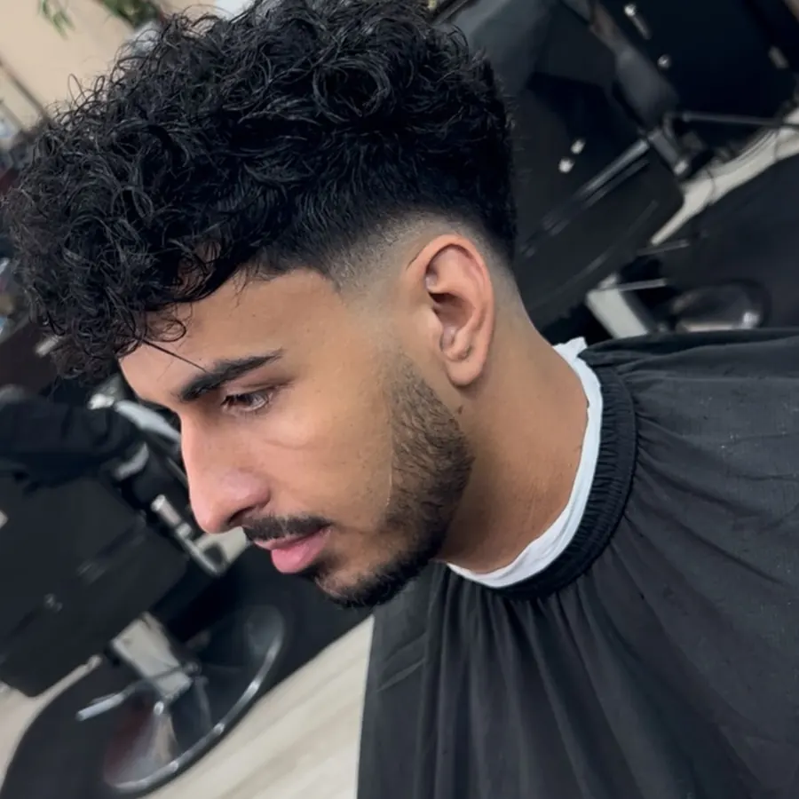 Rizos con skin taper y barba, por jefectz